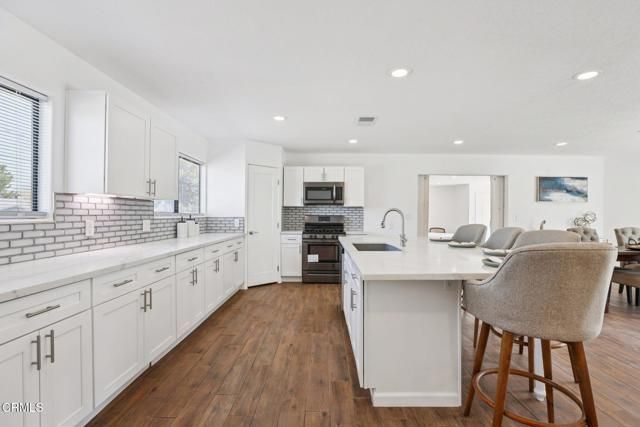 9242 E Avenue T 2, Littlerock (also Little Rock), CA 93543