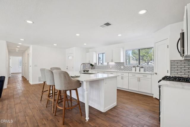 9242 E Avenue T 2, Littlerock (also Little Rock), CA 93543