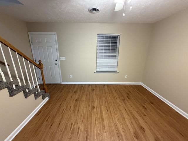 1485 Benley St, Murfreesboro, TN 37130