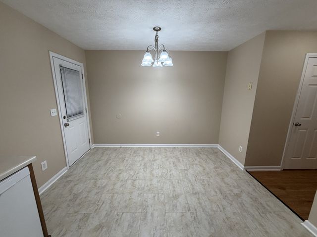 1485 Benley St, Murfreesboro, TN 37130