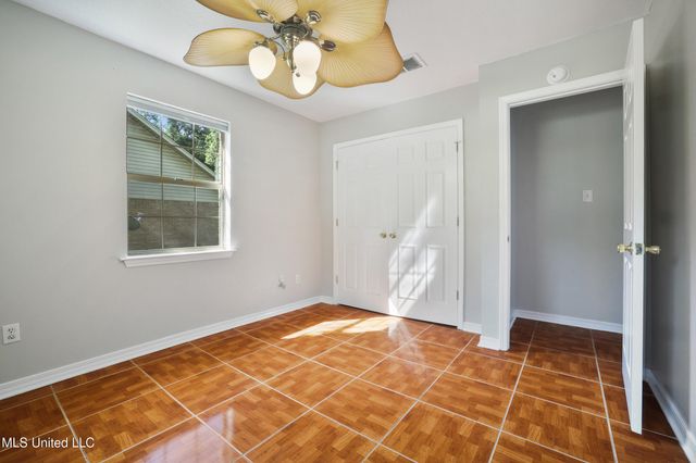 7025 Red Bud Lane, Ocean Springs, MS 39564