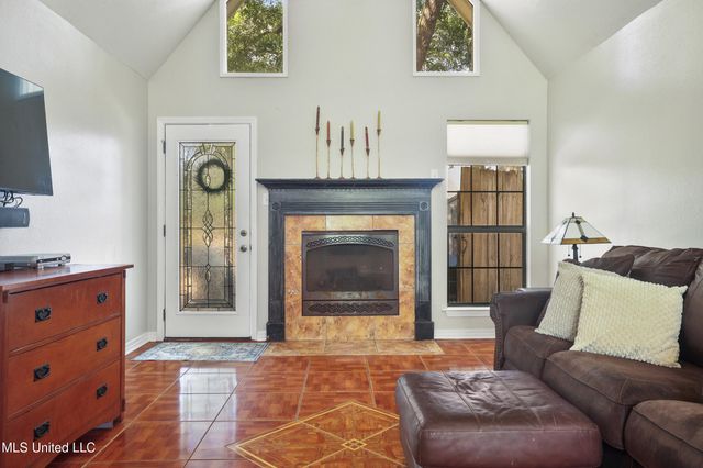 7025 Red Bud Lane, Ocean Springs, MS 39564