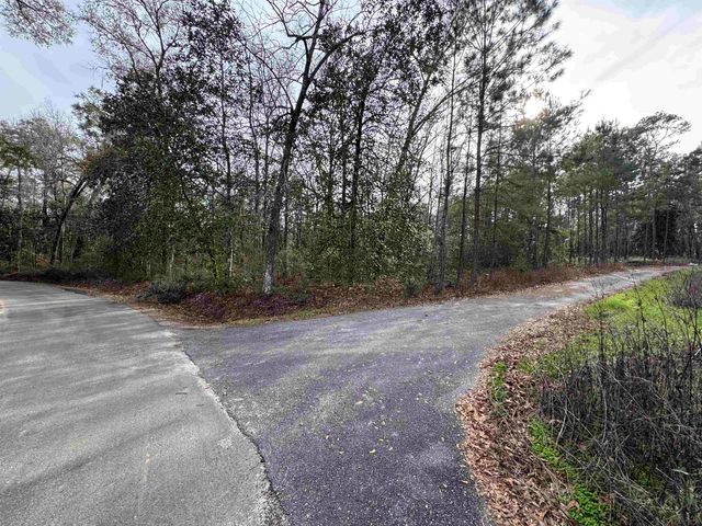 Jomaureen Way, Tallahassee, FL 32309