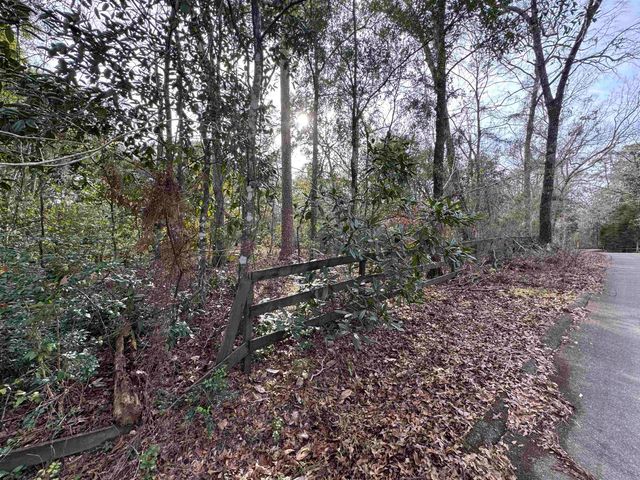 Jomaureen Way, Tallahassee, FL 32309