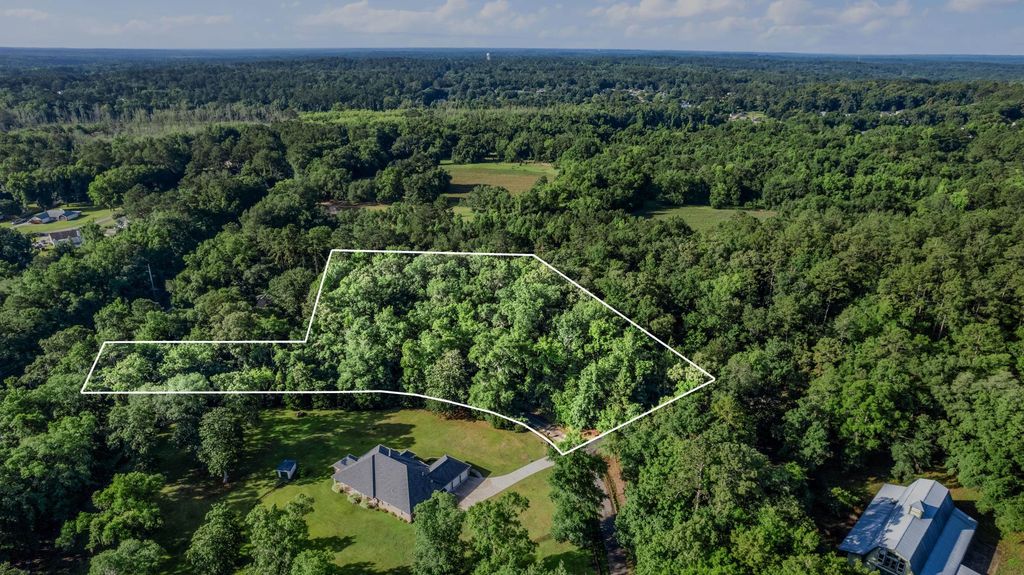 Jomaureen Way, Tallahassee, FL 32309