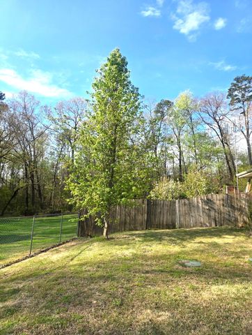 1114 Central Drive, Hixson, TN 37343