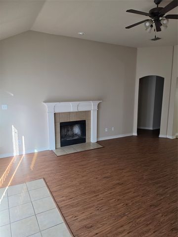 1743 Summerwood Lane, Cedar Hill, TX 75104