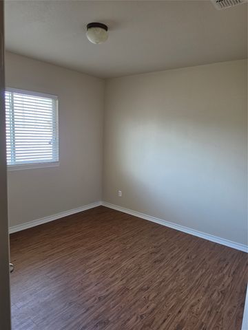 1743 Summerwood Lane, Cedar Hill, TX 75104