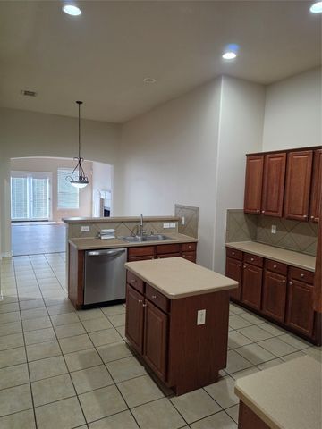 1743 Summerwood Lane, Cedar Hill, TX 75104