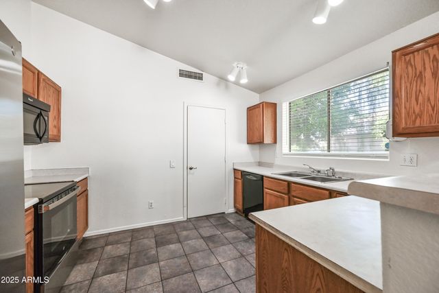 641 E Gail Drive, Chandler, AZ 85225