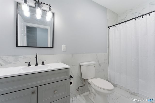 102 Capen Street, Hartford, CT 06120