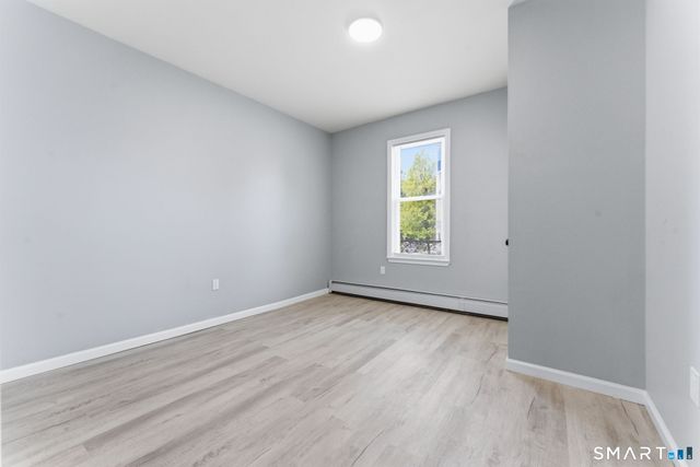 102 Capen Street, Hartford, CT 06120