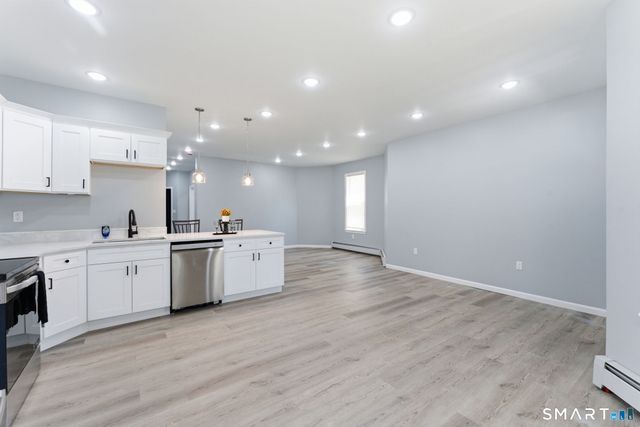 102 Capen Street, Hartford, CT 06120
