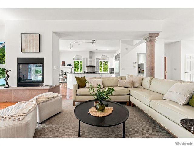403 Mountain View Road, Boulder, CO 80302
