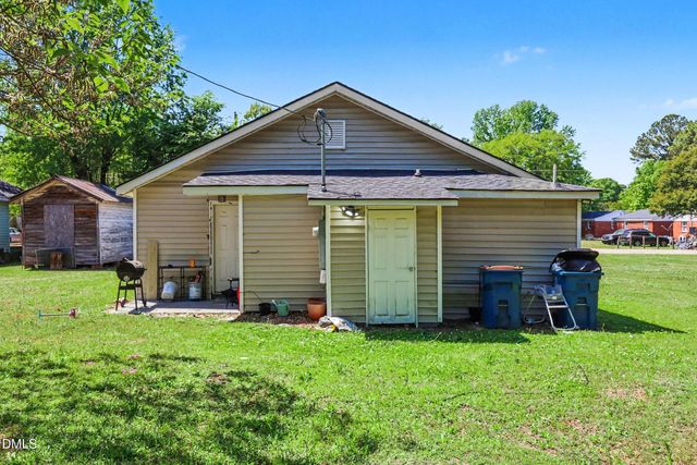 518 E Townsend Street, Dunn, NC 28334