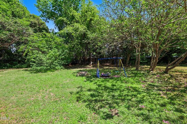 518 E Townsend Street, Dunn, NC 28334