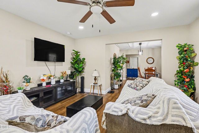 518 E Townsend Street, Dunn, NC 28334