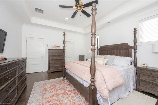 319 Pipers Ridge West W, Winston-salem, NC 27127