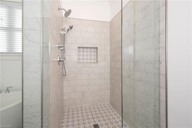 319 Pipers Ridge West W, Winston-salem, NC 27127