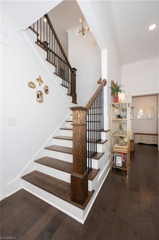 319 Pipers Ridge West W, Winston-salem, NC 27127