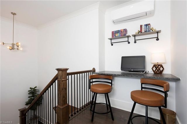 319 Pipers Ridge West W, Winston-salem, NC 27127