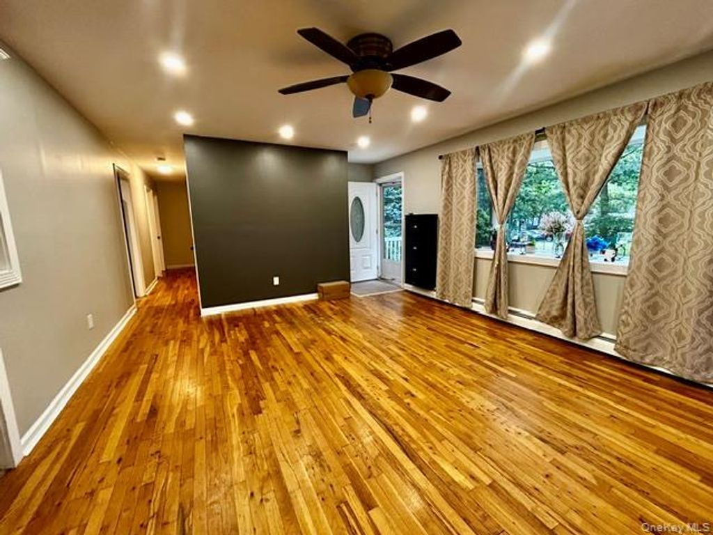 30 Orchard Drive, Farmingville, NY 11738 — photo 5