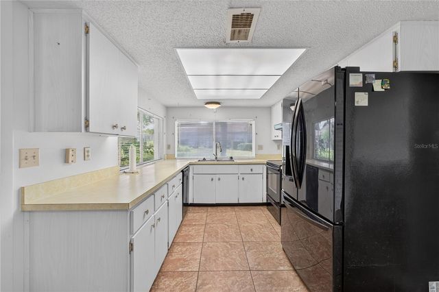 8810 SHOEMAKER LANE, Hudson, FL 34667