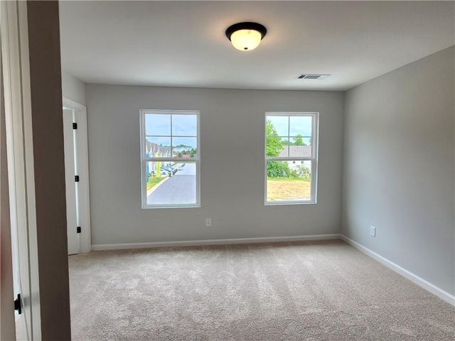 848 Leraes Way, Loganville, GA 30052