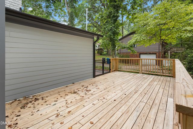 7026 Robbie Drive, Raleigh, NC 27607