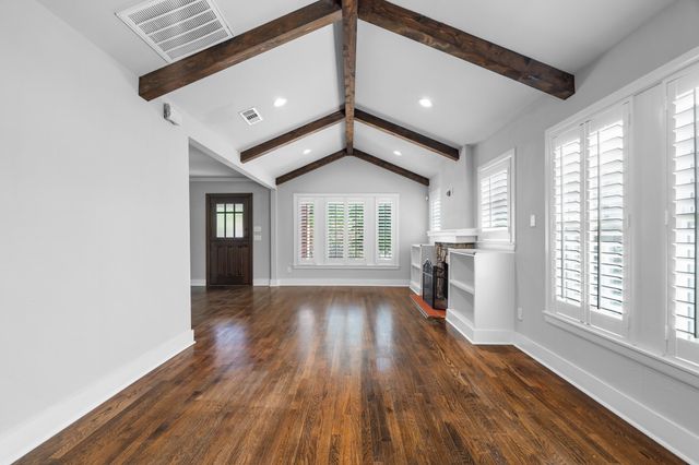 4036 Linden Avenue, Fort Worth, TX 76107