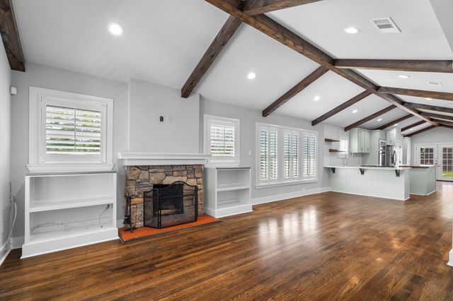 4036 Linden Avenue, Fort Worth, TX 76107