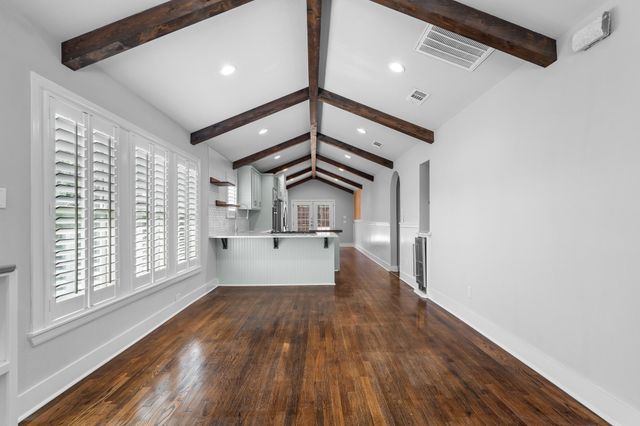 4036 Linden Avenue, Fort Worth, TX 76107
