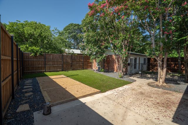 4036 Linden Avenue, Fort Worth, TX 76107