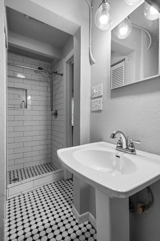 4036 Linden Avenue, Fort Worth, TX 76107