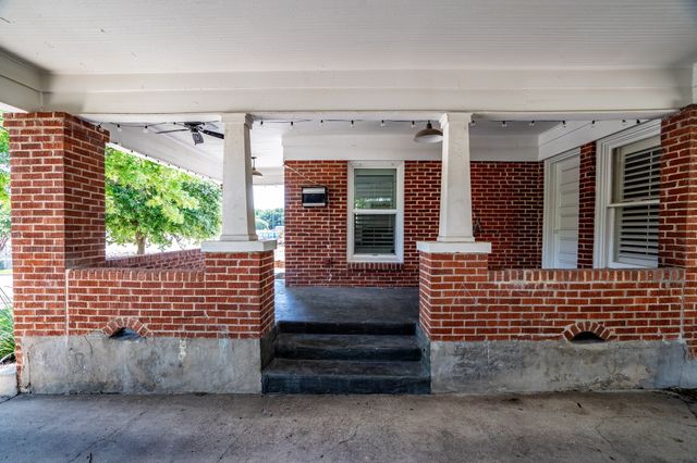 4036 Linden Avenue, Fort Worth, TX 76107