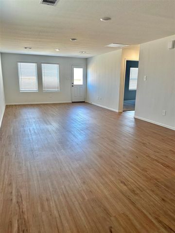 325 Birch Blossom Path, Magnolia, TX 77354