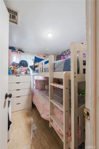 1219 W 98th, Los Angeles, CA 90044