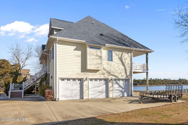 2944 Mill Creek Road, Newport, NC 28570