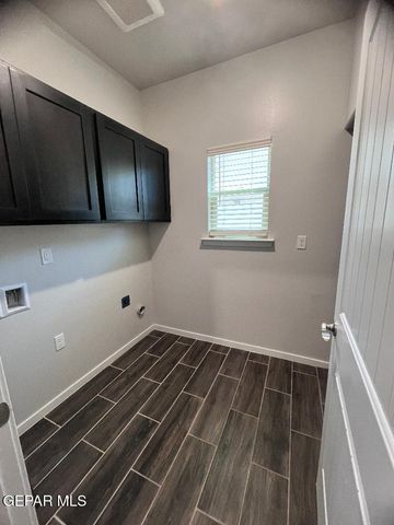 804 BLINGWOOD, El Paso, TX 79928