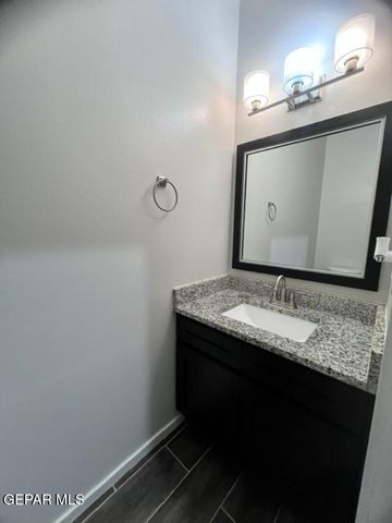 804 BLINGWOOD, El Paso, TX 79928