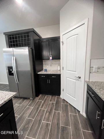 804 BLINGWOOD, El Paso, TX 79928
