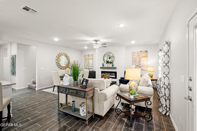 804 BLINGWOOD, El Paso, TX 79928