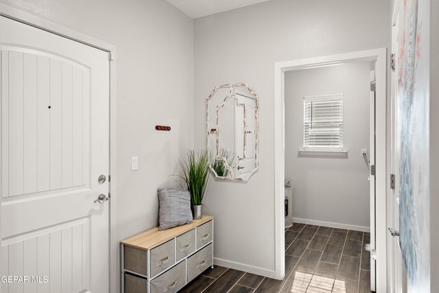804 BLINGWOOD, El Paso, TX 79928