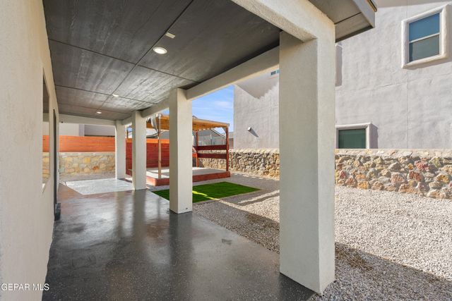 804 BLINGWOOD, El Paso, TX 79928