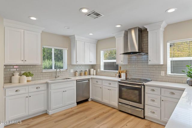 322 W CORONADO Road, Phoenix, AZ 85003