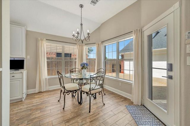 306 Sunset Ridge Drive, League City, TX 77573