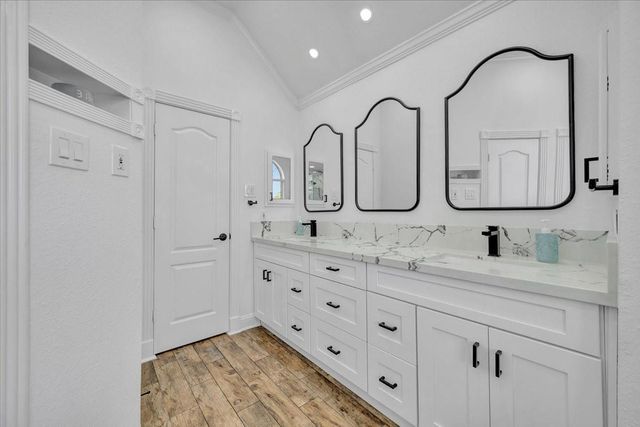 306 Sunset Ridge Drive, League City, TX 77573