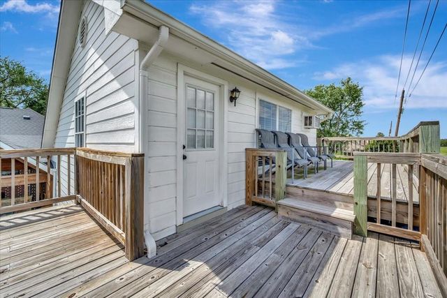 306 Sunset Ridge Drive, League City, TX 77573