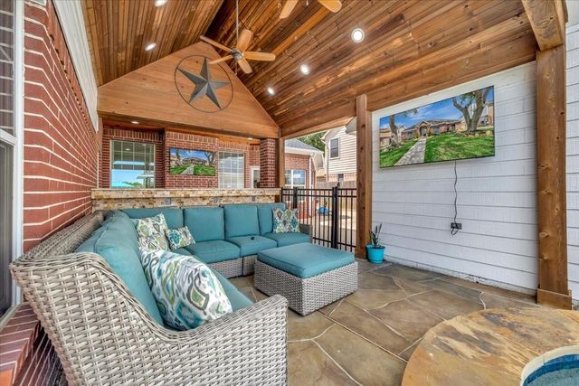 306 Sunset Ridge Drive, League City, TX 77573