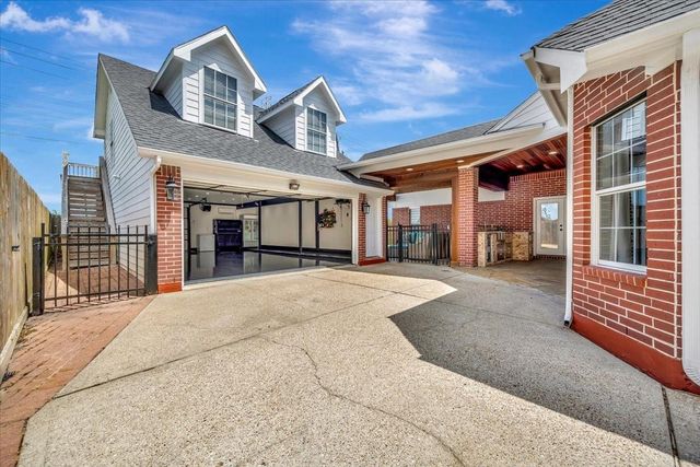 306 Sunset Ridge Drive, League City, TX 77573